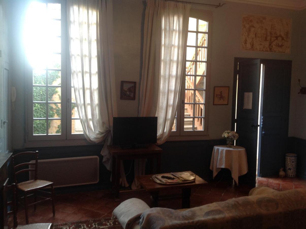 Les Chambres De L'Horloge Lectoure Dış mekan fotoğraf