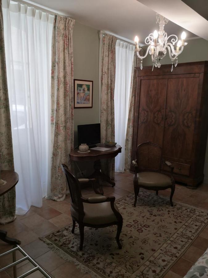 Les Chambres De L'Horloge Lectoure Dış mekan fotoğraf